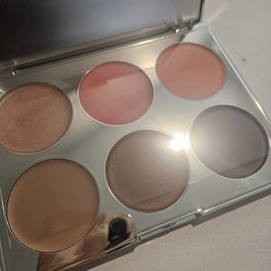 ICONIC London Multi-use cream palette